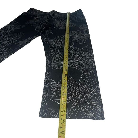 Calvin Klein Performance Floral Athletic Leggings - Size Large - Picture 7 of 8